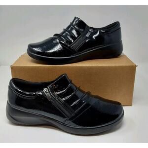 Clarks Collection Women’s Black Patent Leather Comfort Shoes Zip Size 9 Wide NEW